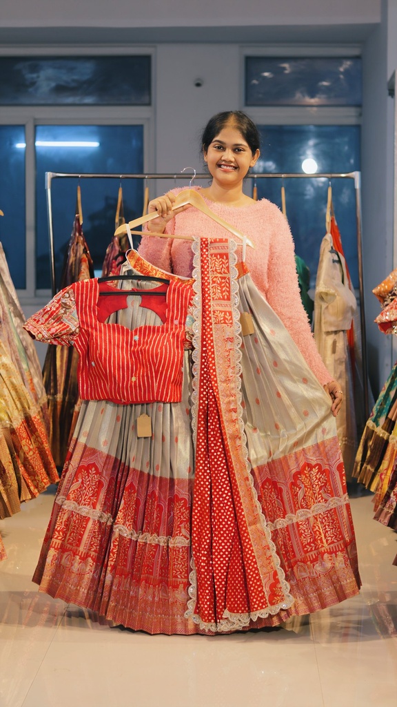Silver Grey & Red Kanchi Pattu Half Saree - DP498